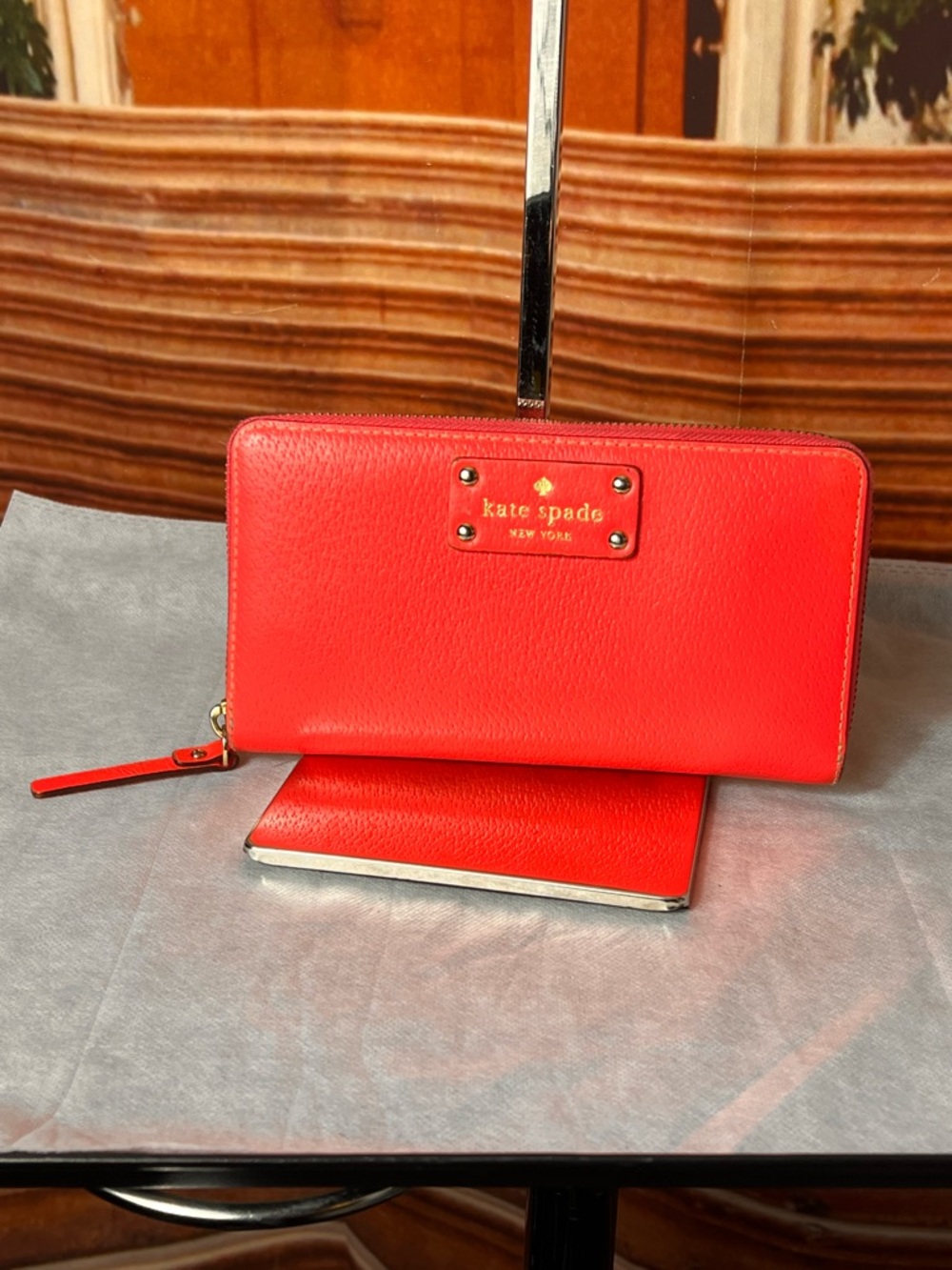kate spade ♠️  New York Hot Pink Zip-Around Leather Wallet 12 card slots Lined